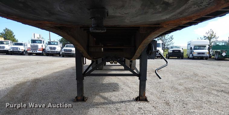 image for item EG1710 2006 Utility FS2CHS flatbed trailer