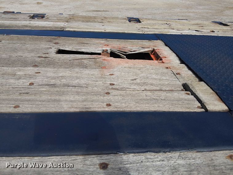 image for item EG1710 2006 Utility FS2CHS flatbed trailer