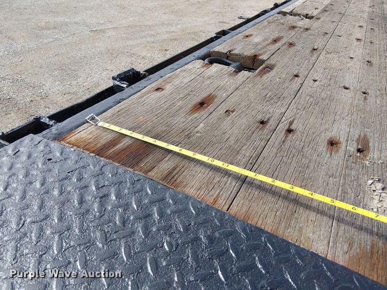 image for item EG1710 2006 Utility FS2CHS flatbed trailer