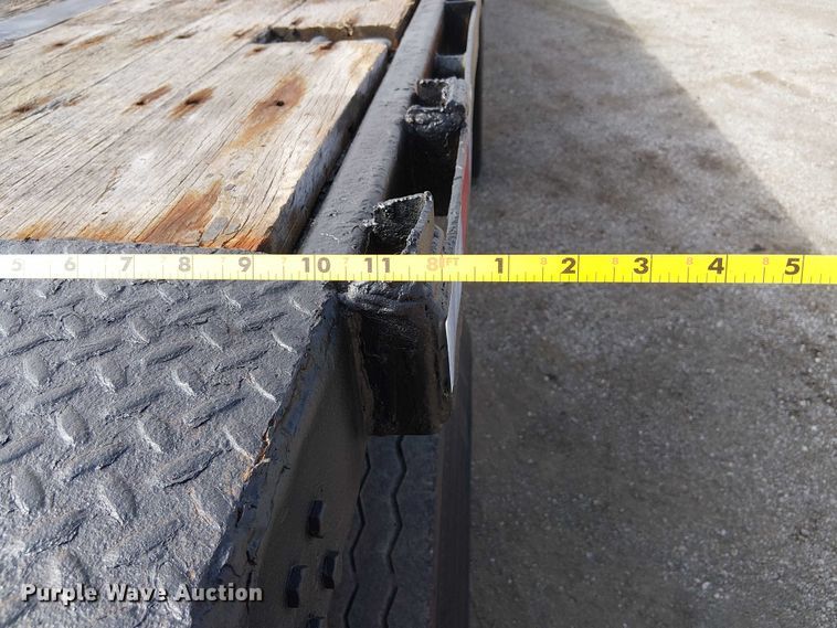 image for item EG1710 2006 Utility FS2CHS flatbed trailer