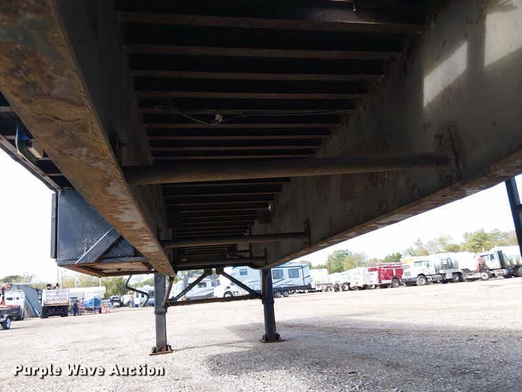 image for item EG1710 2006 Utility FS2CHS flatbed trailer