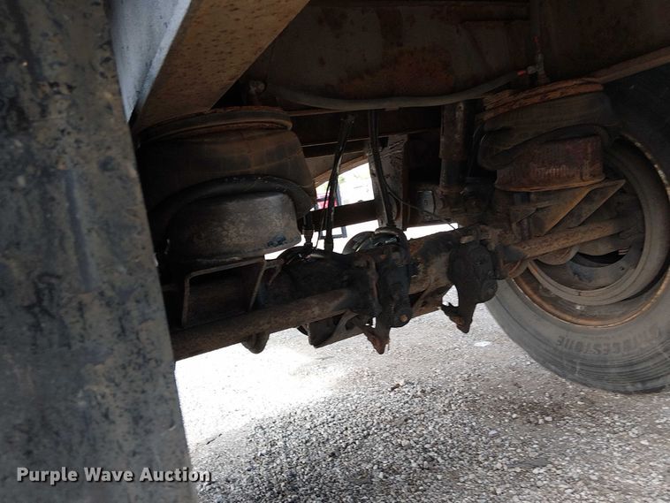 image for item EG1710 2006 Utility FS2CHS flatbed trailer