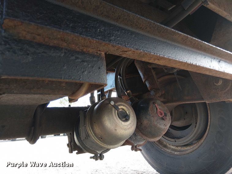 image for item EG1710 2006 Utility FS2CHS flatbed trailer