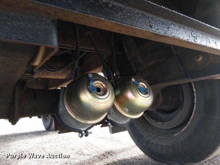 image for item EG1710 2006 Utility FS2CHS flatbed trailer