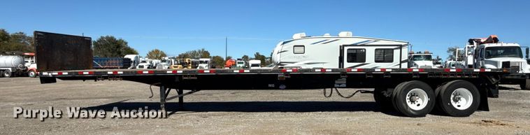 image for item EG1723 2008 Utility Trailers FS2CHS flatbed trailer