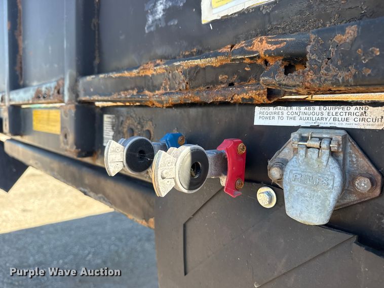 image for item EG1723 2008 Utility Trailers FS2CHS flatbed trailer