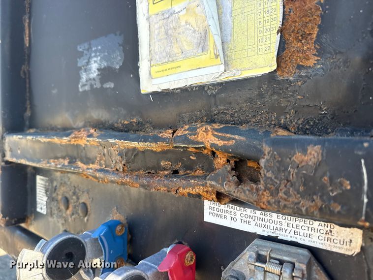 image for item EG1723 2008 Utility Trailers FS2CHS flatbed trailer