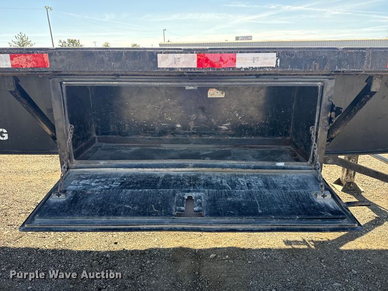 image for item EG1723 2008 Utility Trailers FS2CHS flatbed trailer