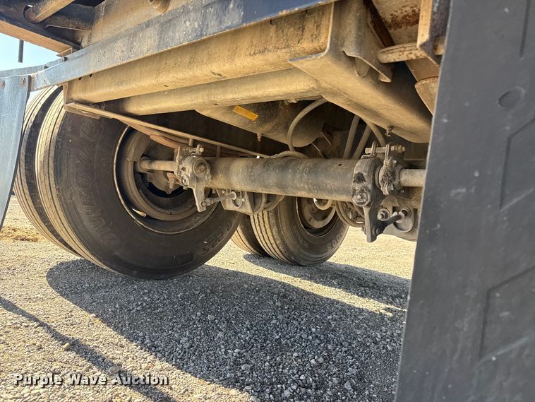 image for item EG1723 2008 Utility Trailers FS2CHS flatbed trailer