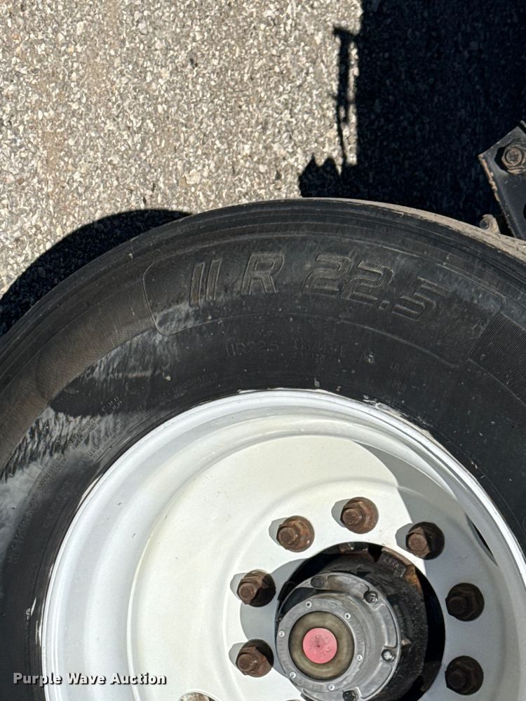 image for item EG1723 2008 Utility Trailers FS2CHS flatbed trailer