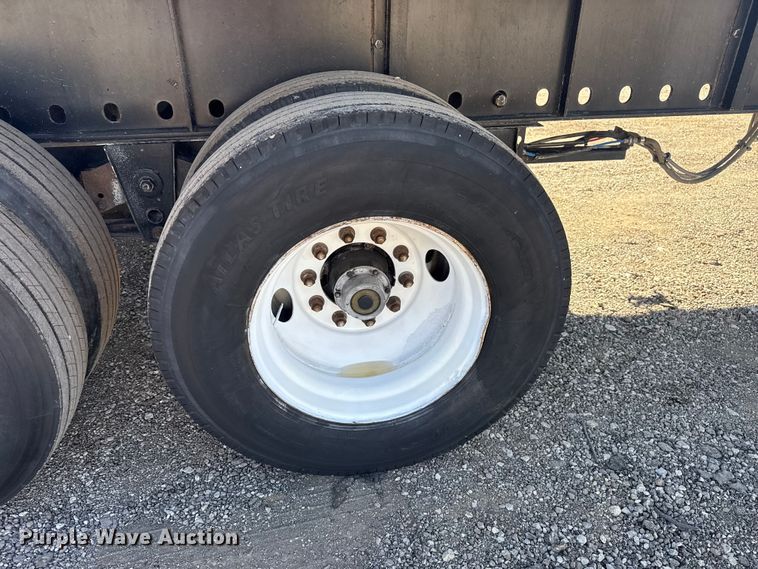 image for item EG1723 2008 Utility Trailers FS2CHS flatbed trailer