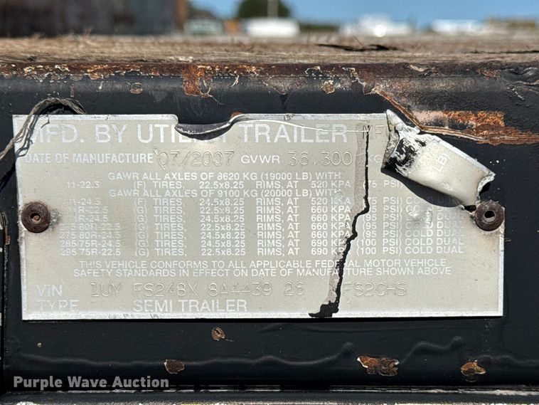 image for item EG1723 2008 Utility Trailers FS2CHS flatbed trailer