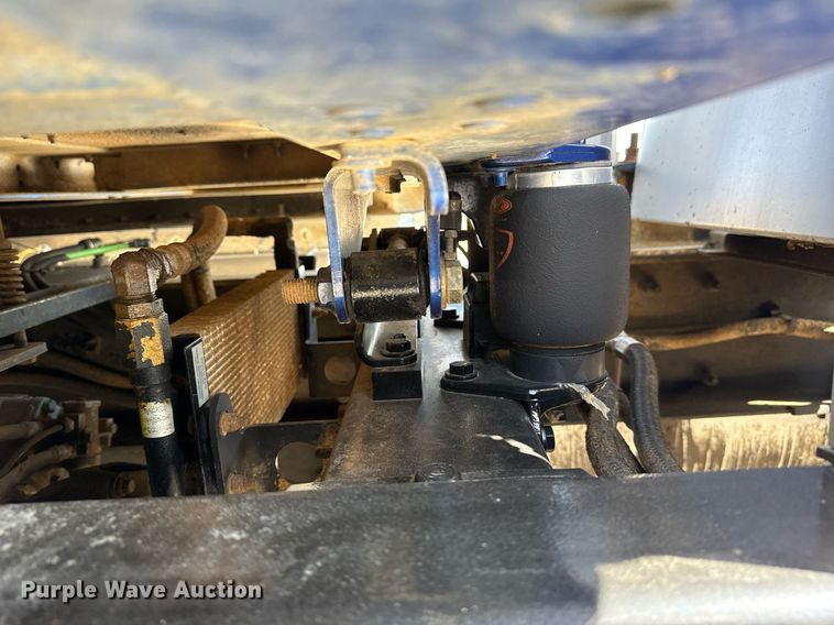 image for item EG6055 2014 Peterbilt 389K glider kit semi truck