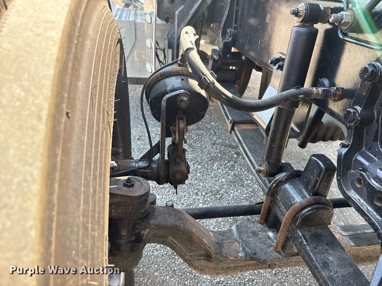 image for item EG6055 2014 Peterbilt 389K glider kit semi truck