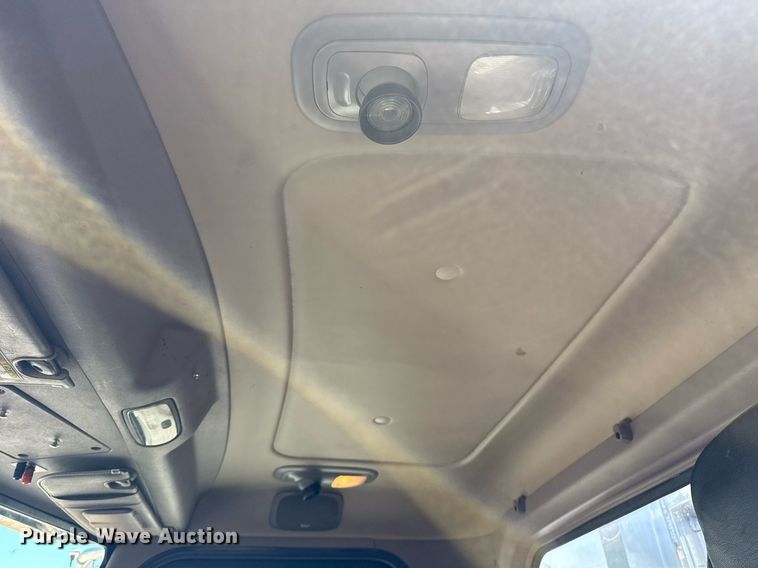 image for item EG6055 2014 Peterbilt 389K glider kit semi truck