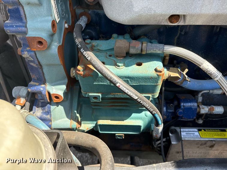 image for item EG6055 2014 Peterbilt 389K glider kit semi truck