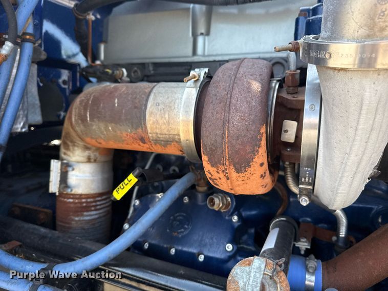 image for item EG6055 2014 Peterbilt 389K glider kit semi truck