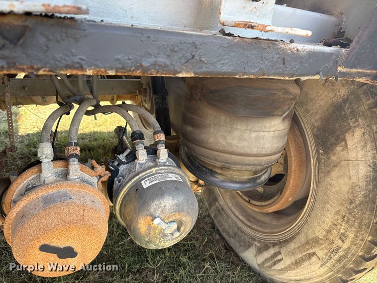 image for item EG6131 2007 Dragon Products vacuum trailer