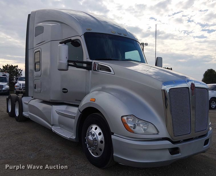 CAMIóN CAMAROTE 2016 KENWORTH