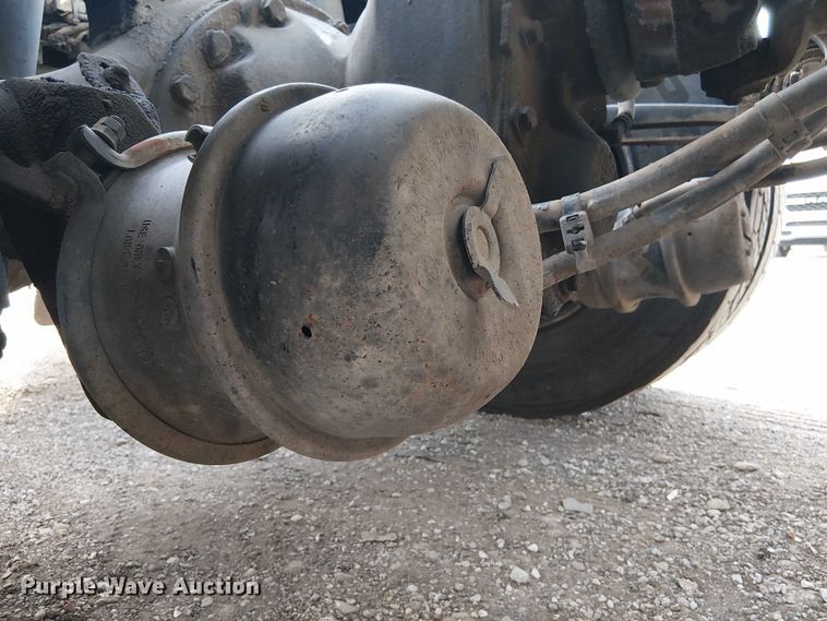 image for item EG8251 2016 Kenworth T680 semi truck