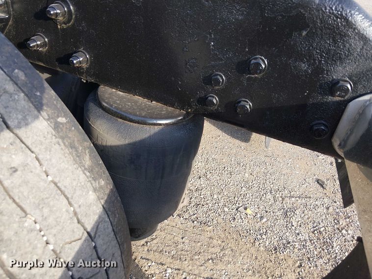 image for item EG8251 2016 Kenworth T680 semi truck