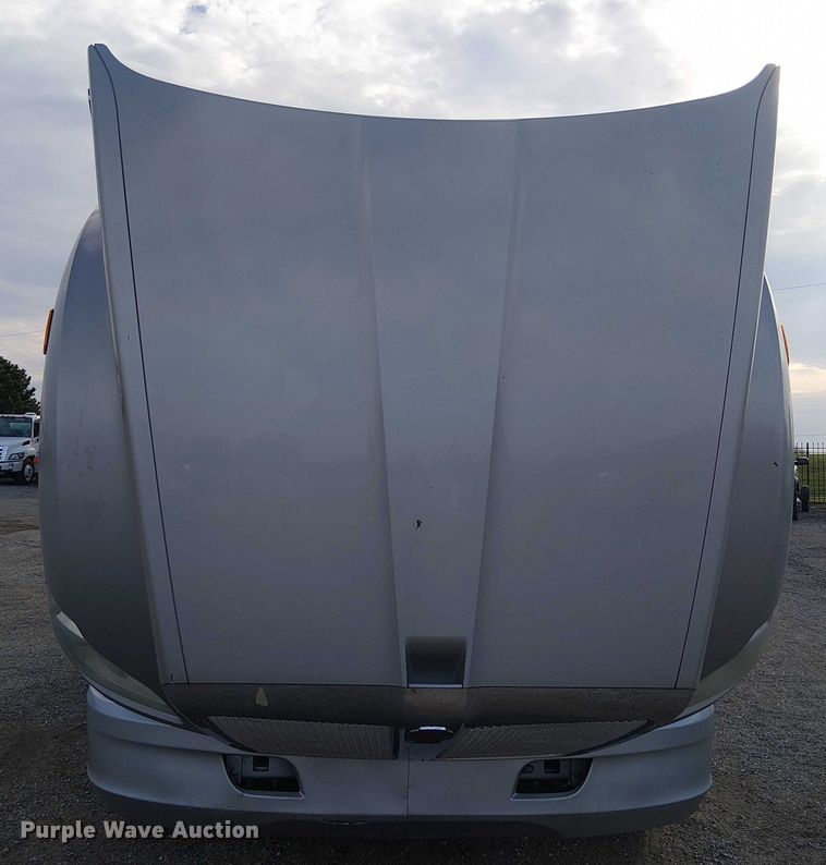 image for item EG8251 2016 Kenworth T680 semi truck