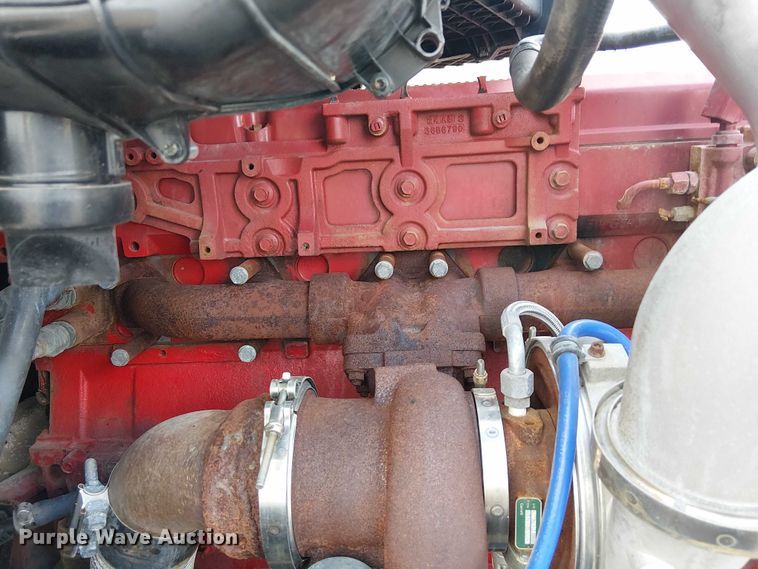 image for item EG8251 2016 Kenworth T680 semi truck