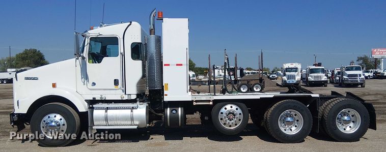 image for item EG8255 2017 Kenworth T800 semi truck
