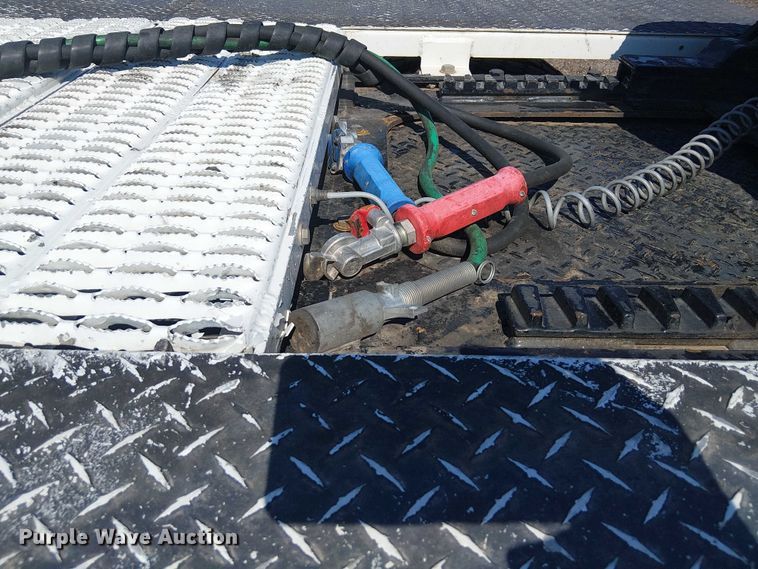 image for item EG8255 2017 Kenworth T800 semi truck