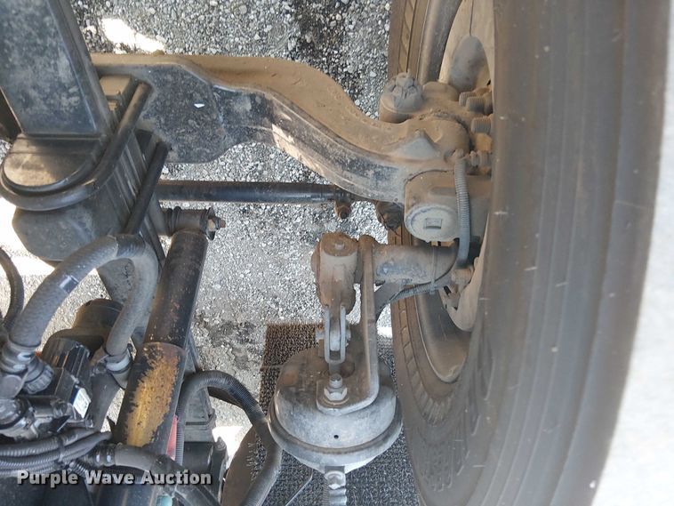 image for item EG8255 2017 Kenworth T800 semi truck