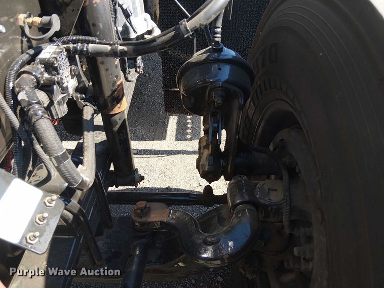 image for item EG8255 2017 Kenworth T800 semi truck