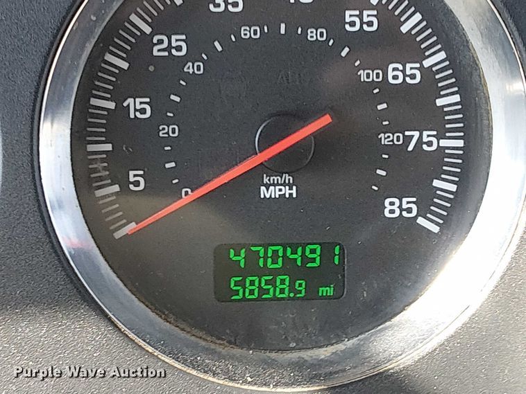 image for item EG8255 2017 Kenworth T800 semi truck