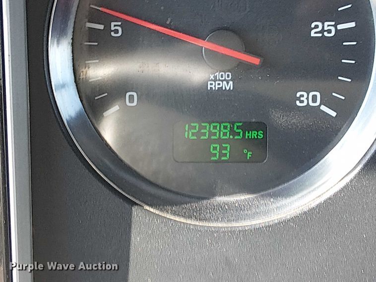 image for item EG8255 2017 Kenworth T800 semi truck