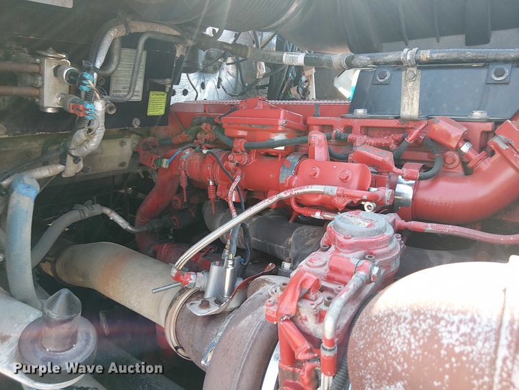 image for item EG8255 2017 Kenworth T800 semi truck