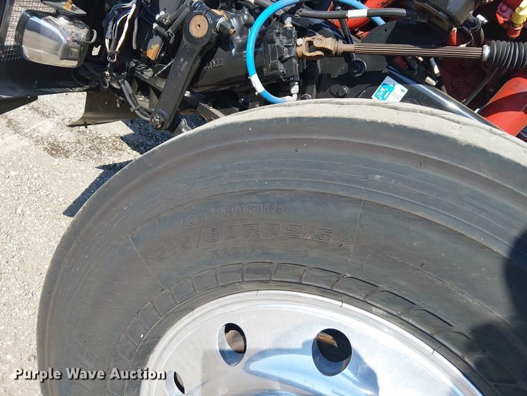 image for item EG8255 2017 Kenworth T800 semi truck