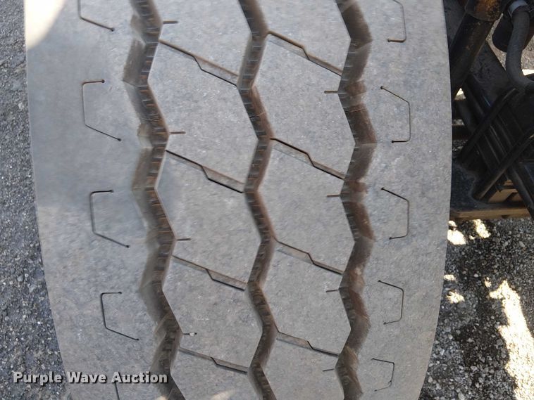 image for item EG8255 2017 Kenworth T800 semi truck