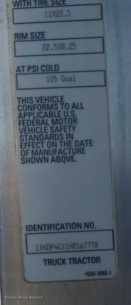 image for item EG8255 2017 Kenworth T800 semi truck