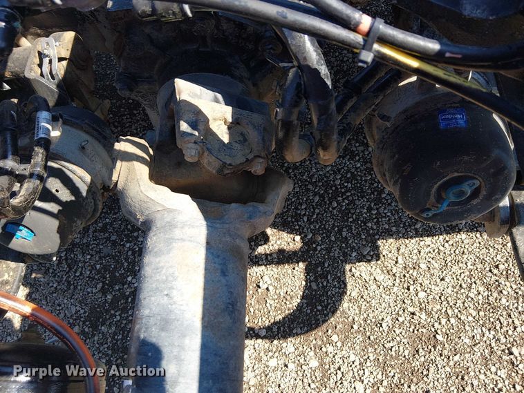 image for item EG8256 2012 Peterbilt 384 semi truck