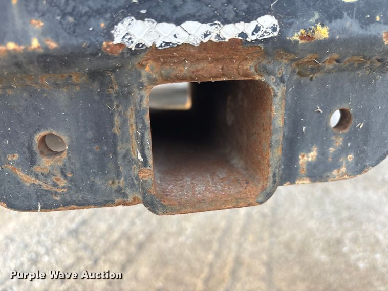 image for item EG8275 2006 International 7400 flatbed truck