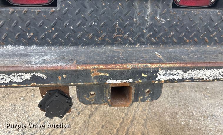 image for item EG8275 2006 International 7400 flatbed truck