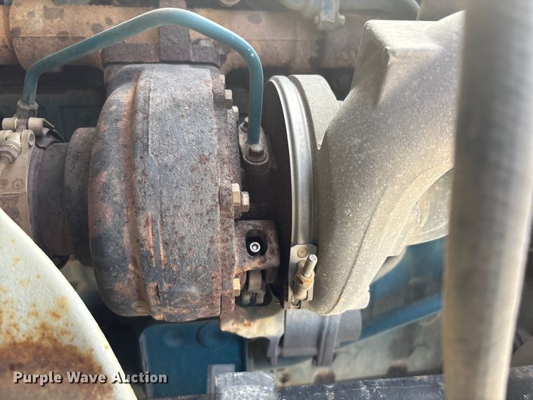 image for item EG8275 2006 International 7400 flatbed truck