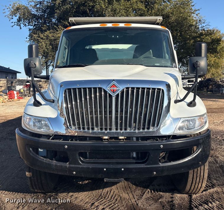 image for item EG8276 2020 International MV607 water truck