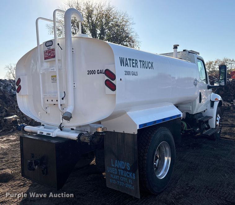 image for item EG8276 2020 International MV607 water truck