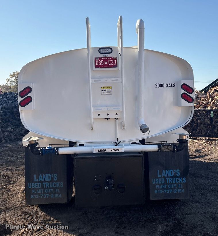 image for item EG8276 2020 International MV607 water truck