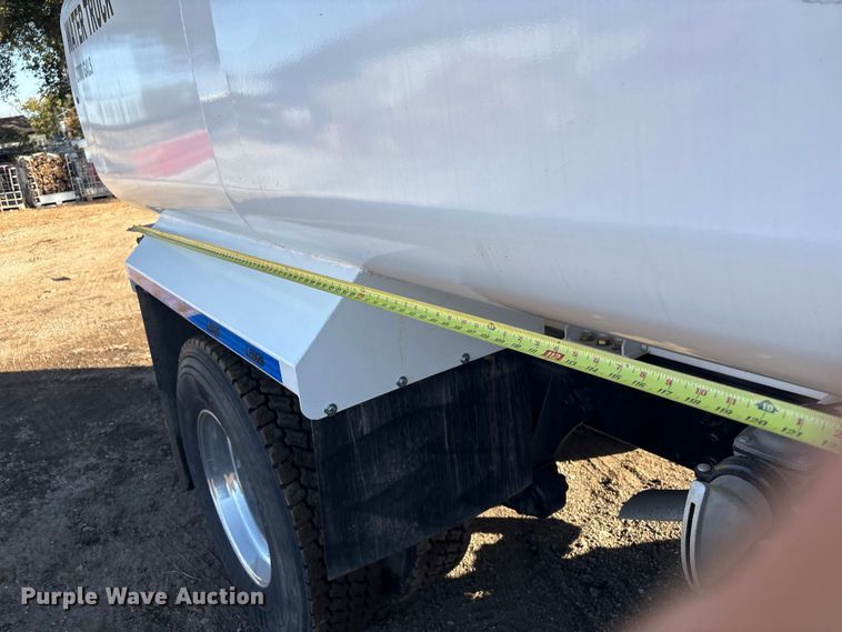 image for item EG8276 2020 International MV607 water truck