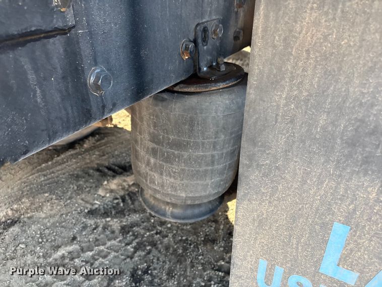 image for item EG8276 2020 International MV607 water truck