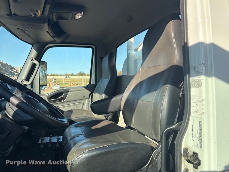 image for item EG8276 2020 International MV607 water truck