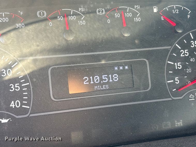 image for item EG8276 2020 International MV607 water truck