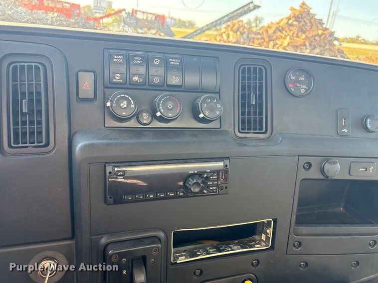 image for item EG8276 2020 International MV607 water truck