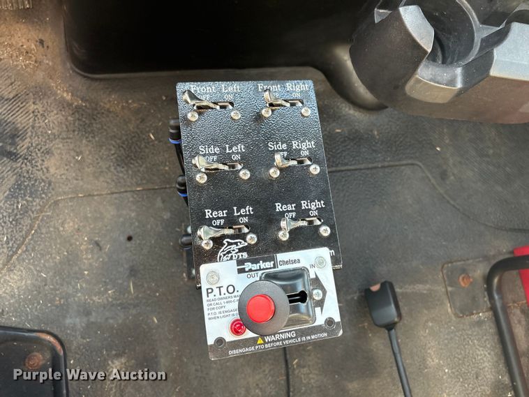 image for item EG8276 2020 International MV607 water truck